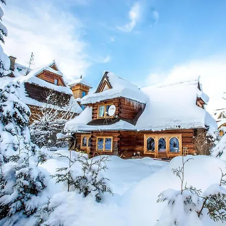 Figusowka Pod Nosalem Bed & Breakfast 3*