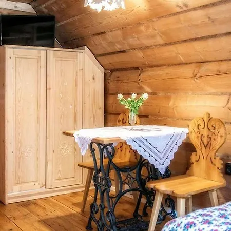 Figusowka Pod Nosalem 住宿加早餐酒店 扎科帕内