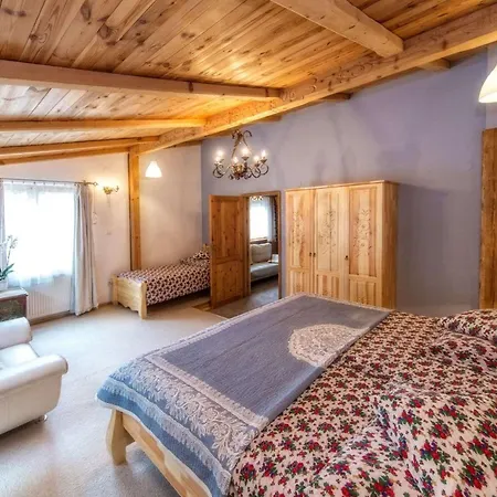 Bed & Breakfast Figusowka Pod Nosalem 3*