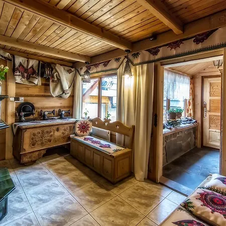 Figusowka Pod Nosalem 住宿加早餐酒店