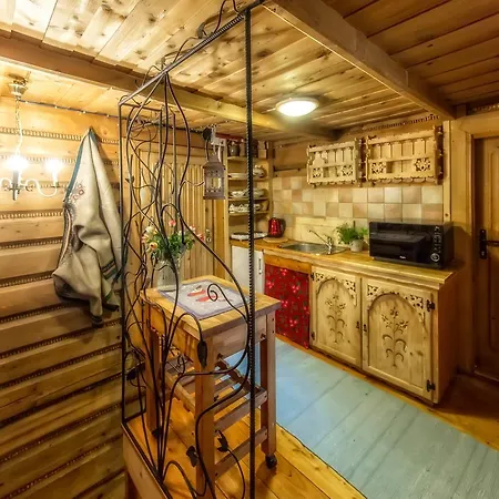 Figusowka Pod Nosalem 住宿加早餐酒店 扎科帕内